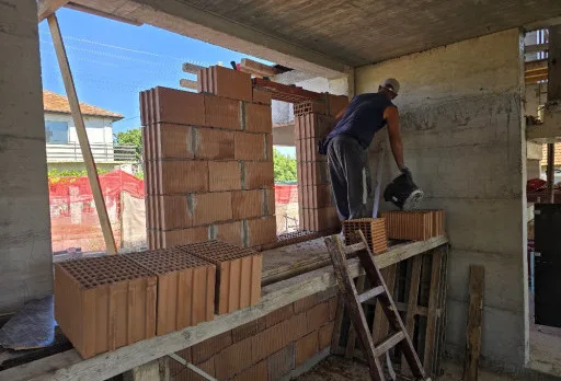 Строителство на къща във Варна