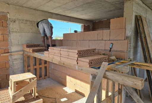 Строителство на къща във Варна