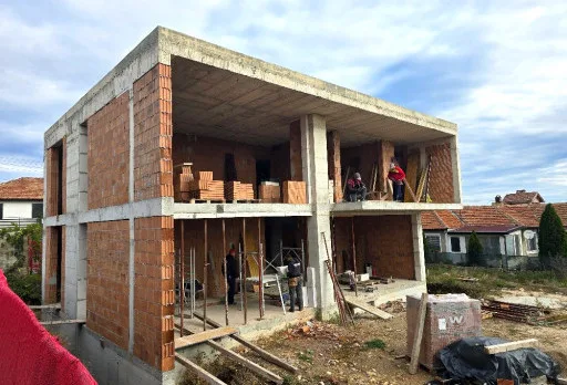 Строителство на къща във Варна