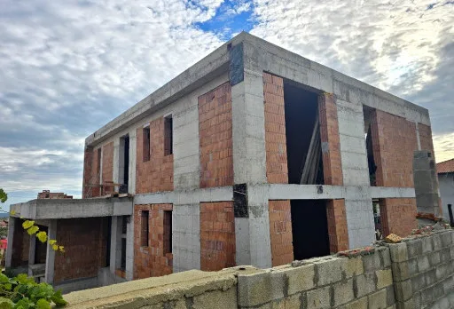 Строителство на къща във Варна