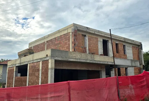 Строителство на къща във Варна