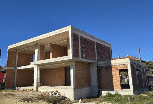 Строителство на къща във Варна