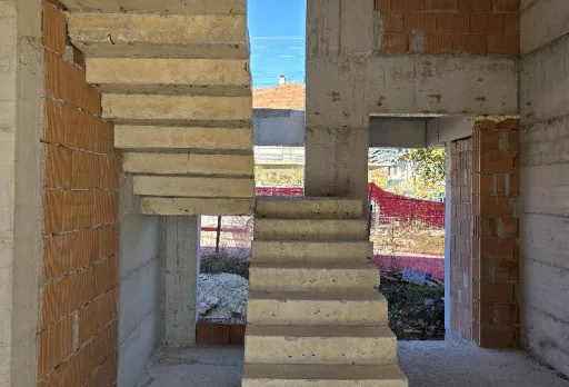 Строителство на къща във Варна