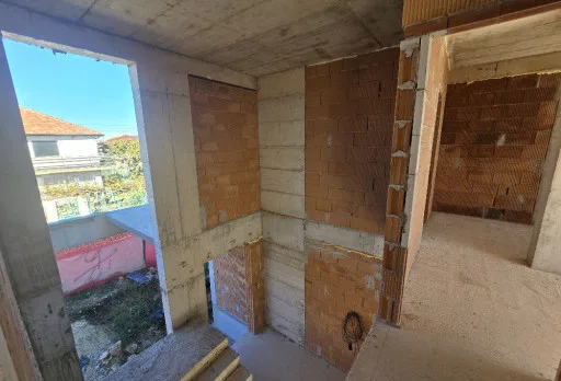 Строителство на къща във Варна