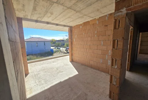 Строителство на къща във Варна