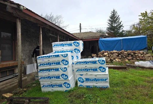 Bau- und Reparaturarbeiten an einem Haus in Kavarna