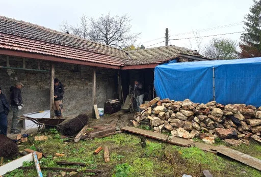 Bau- und Reparaturarbeiten an einem Haus in Kavarna