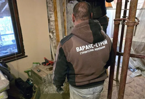 Bau- und Reparaturarbeiten an einem Haus in Kavarna