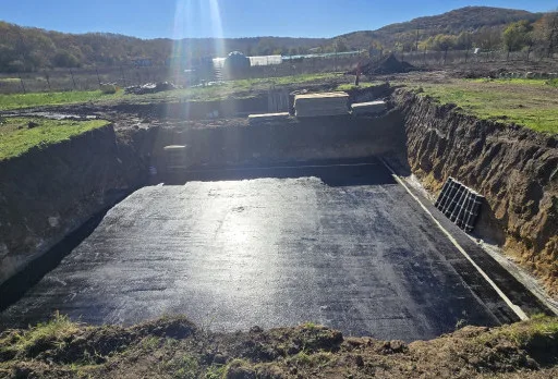 Строителство на къща във Варна, Долище