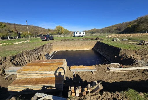 Строителство на къща във Варна, Долище