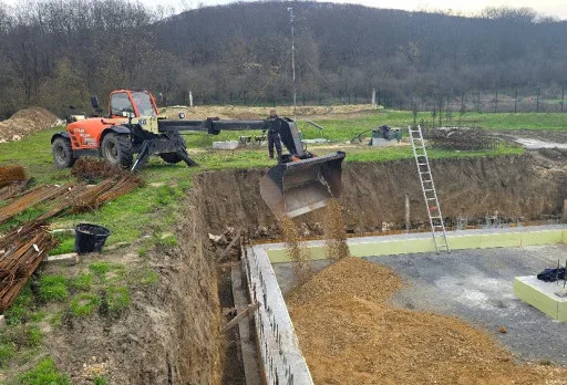 Строителство на къща във Варна, Долище