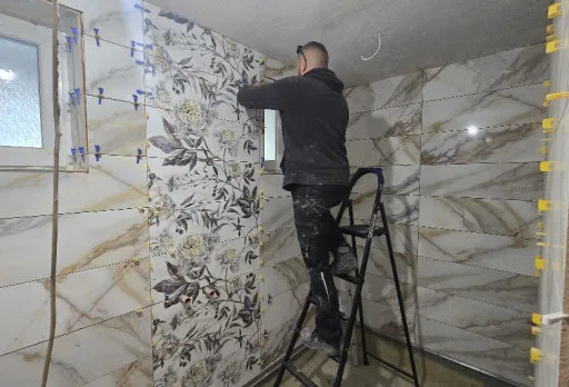 Bau- und Reparaturarbeiten an einem Haus in Kavarna