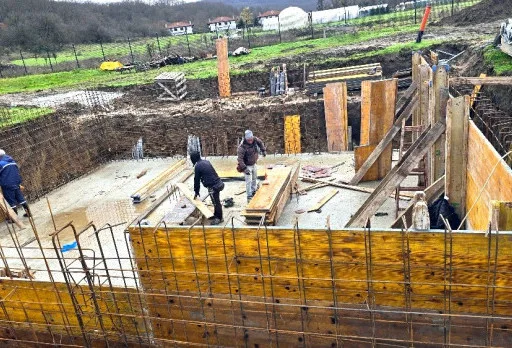 Строителство на къща във Варна, Долище