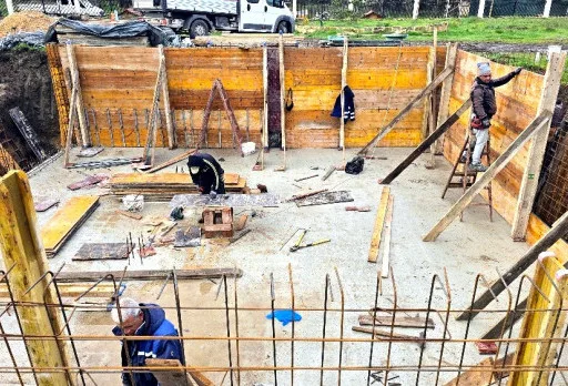 Строителство на къща във Варна, Долище