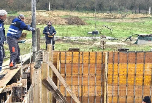 Строителство на къща във Варна, Долище