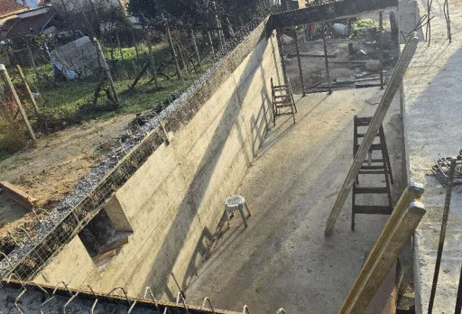 Строителство на къща във Варна