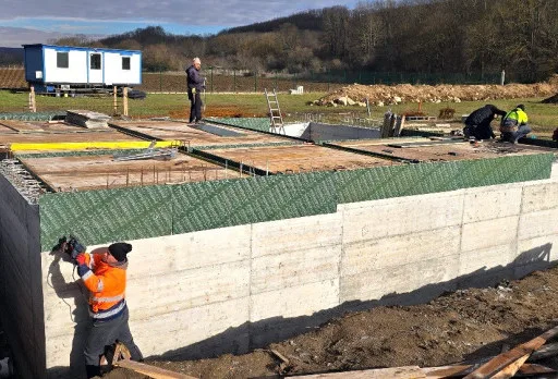 Строителство на къща във Варна, Долище