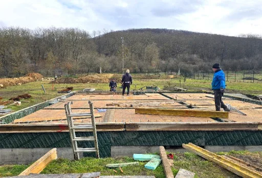 Строителство на къща във Варна, Долище