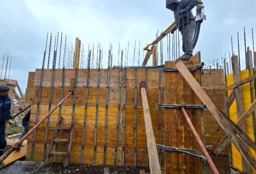 Строителство на къща във Варна