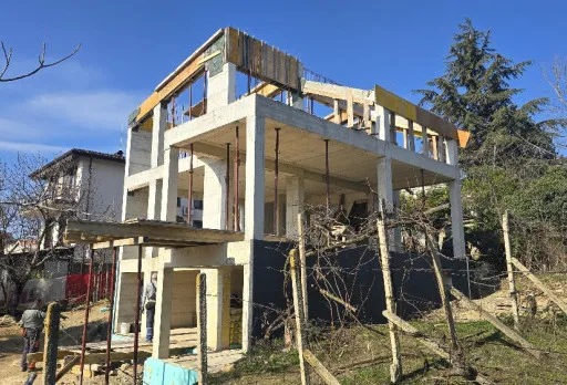 Строителство на къща във Варна