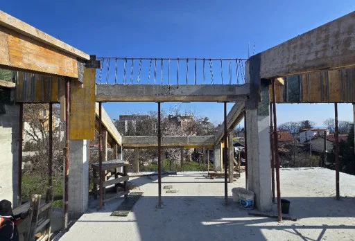 Строителство на къща във Варна