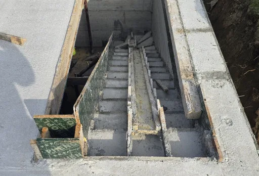 Строителство на къща във Варна, Долище