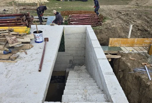 Строителство на къща във Варна, Долище