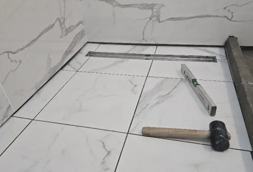 Класическа къща с покрив от керемиди – Рогачево 