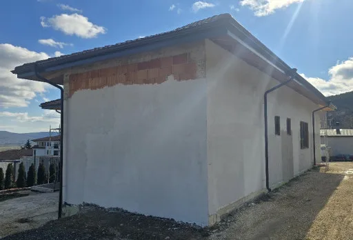 Класическа къща с покрив от керемиди – Рогачево 