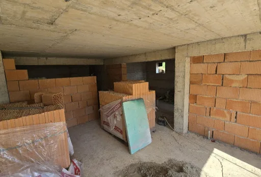 Строителство на къща във Варна