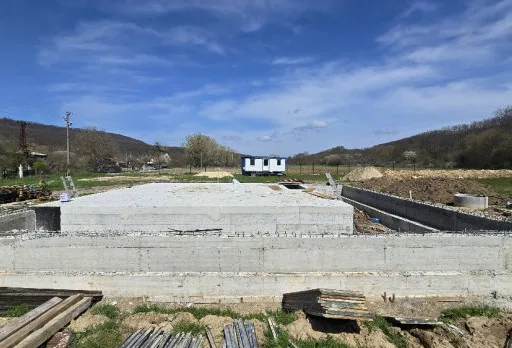 Строителство на къща във Варна, Долище