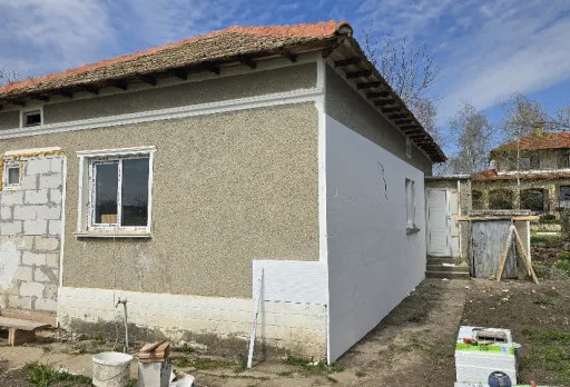 Основен ремонт на къща до Балчик