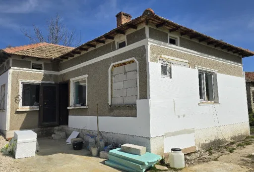 Основен ремонт на къща до Балчик