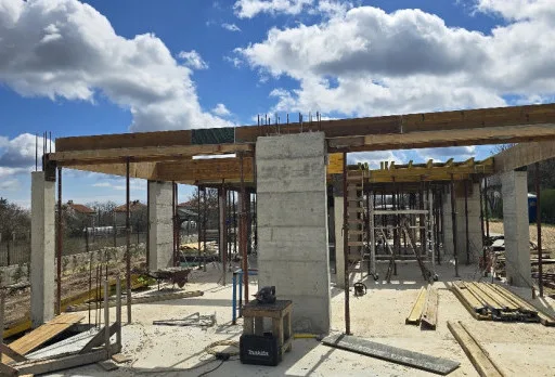 Строителство на къща във Варна