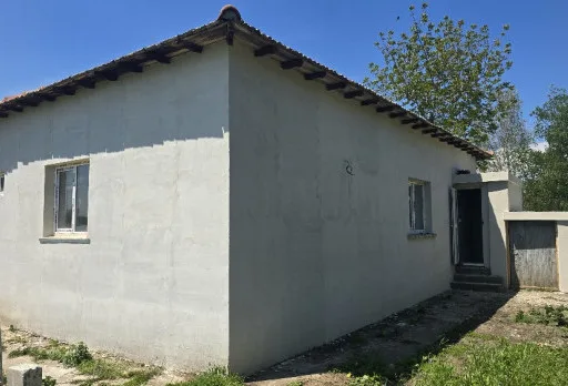 Основен ремонт на къща до Балчик