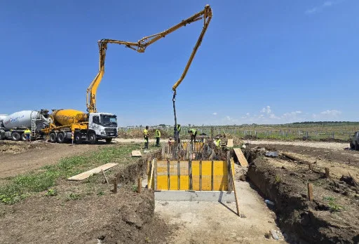 Construction of foundations for a photovoltaic power plant near Dobrich