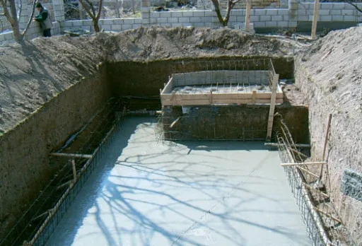 Строителство на басейн в Балчик