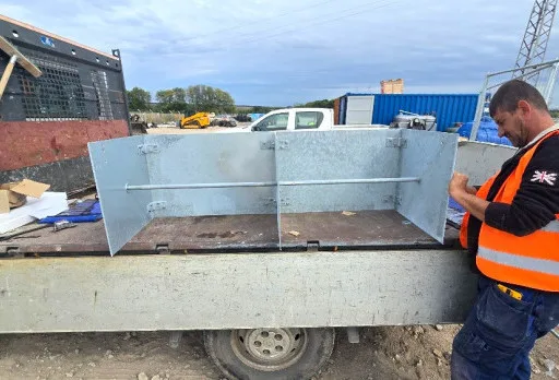 Строителство на основи за гръмоотводи във фотоволтаична електроцентрала до Добрич