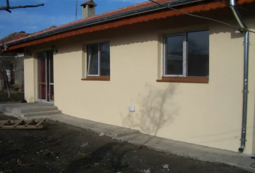 Bau- und Reparaturarbeiten an einem Haus in der Nähe von Balchik