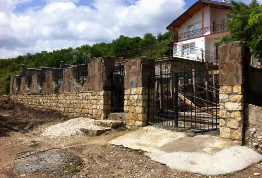 Строително-ремонтни работи по вила до Балчик