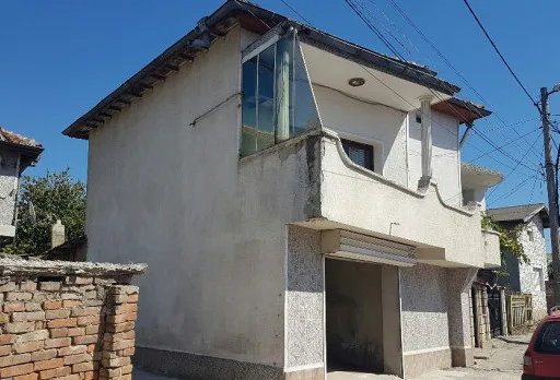 Reparaturarbeiten an einem Haus in Dobrich