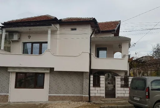 Reparaturarbeiten an einem Haus in Dobrich