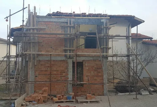 Строителство, реконструкция и ремонт на къща до Албена