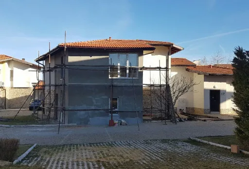 Строителство, реконструкция и ремонт на къща до Албена