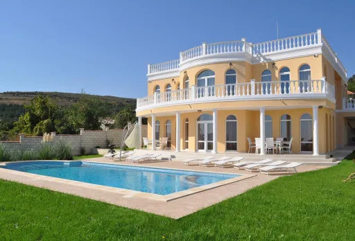 Строителство на басейн в Балчик, с. Рогачево