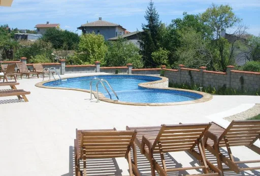 Строителство на басейн в Балчик