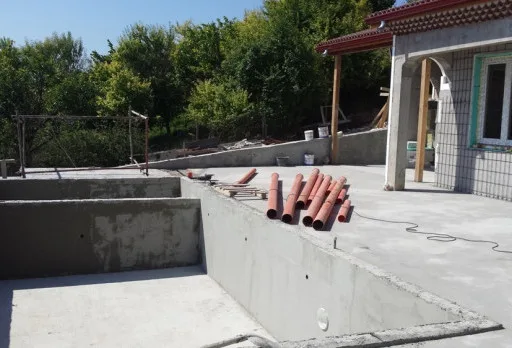 Строителство на басейн в Балчик