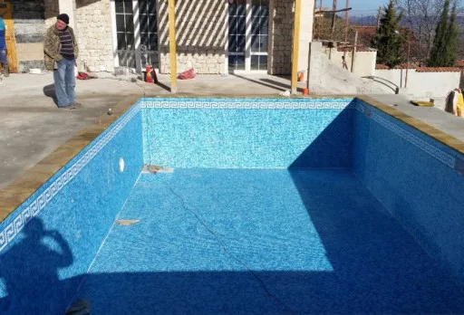 Строителство на басейн в Балчик