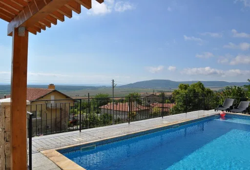 Строителство на басейн в Балчик