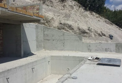 Строителство на басейн в Балчик